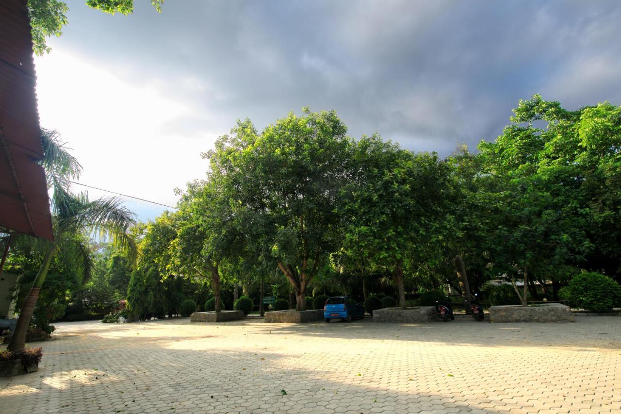 โรงแรมจิตวัน พาราไดซ์ โซราฮา ภายนอก รูปภาพ