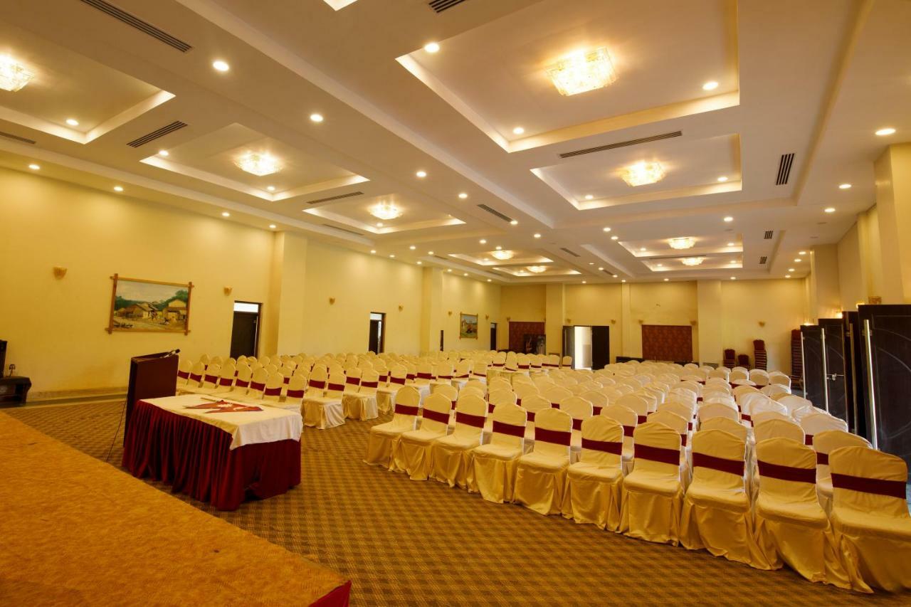 โรงแรมจิตวัน พาราไดซ์ โซราฮา ภายนอก รูปภาพ